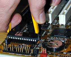 remove-bios-2.jpeg (24206 �ֽ�)